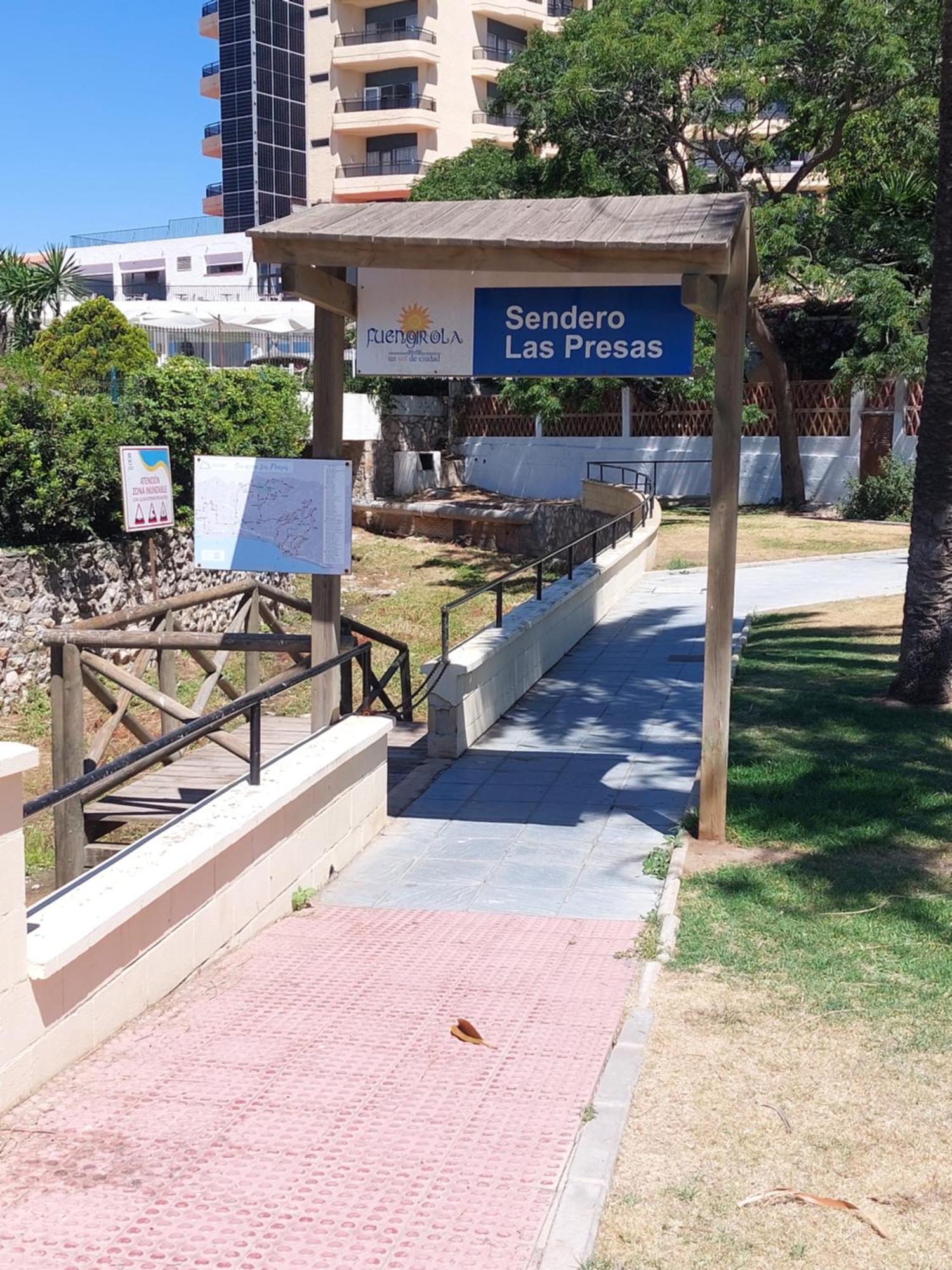 Estudio Con Piscina Y Parking, Playa A 4 Min A Pie, Tren A 2 Min Fuengirola Extérieur photo
