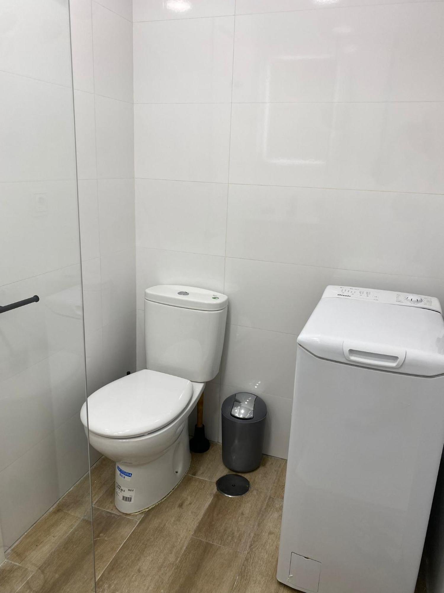 Estudio Con Piscina Y Parking, Playa A 4 Min A Pie, Tren A 2 Min Fuengirola Extérieur photo